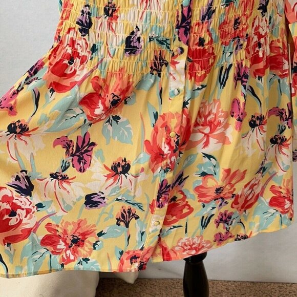 Cafe Marrakesh Ruffle Neck Button Up Ruched Blouse, Size 3X - Picture 3 of 9